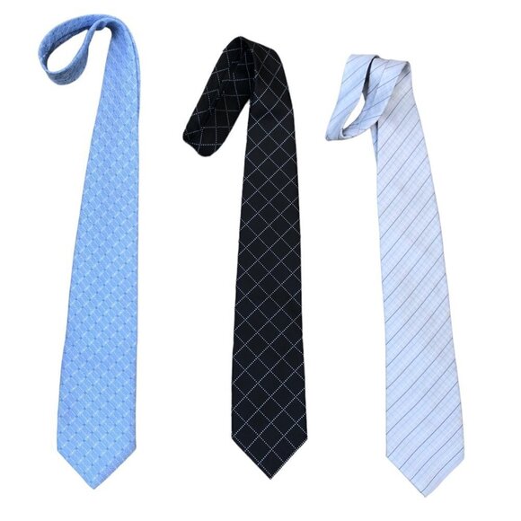 Vintage Burberry Tie - Picture 4 of 4